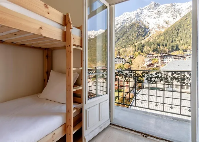 Majestic - 2 Pas Du Centre-ville Chamo